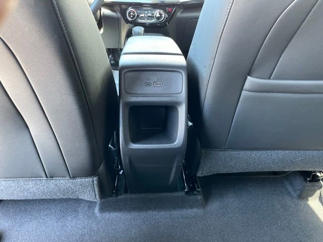 Used 2025 Chevrolet Trax RS w/ Driver Confidence Package FWD image 26