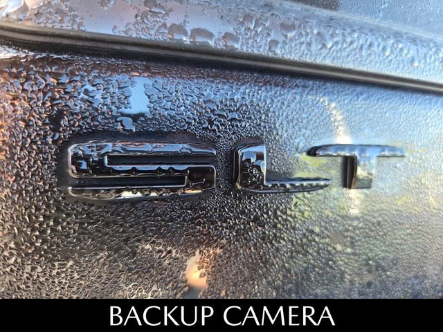 Used 2022 GMC Terrain SLT w/ Elevation Edition image 6