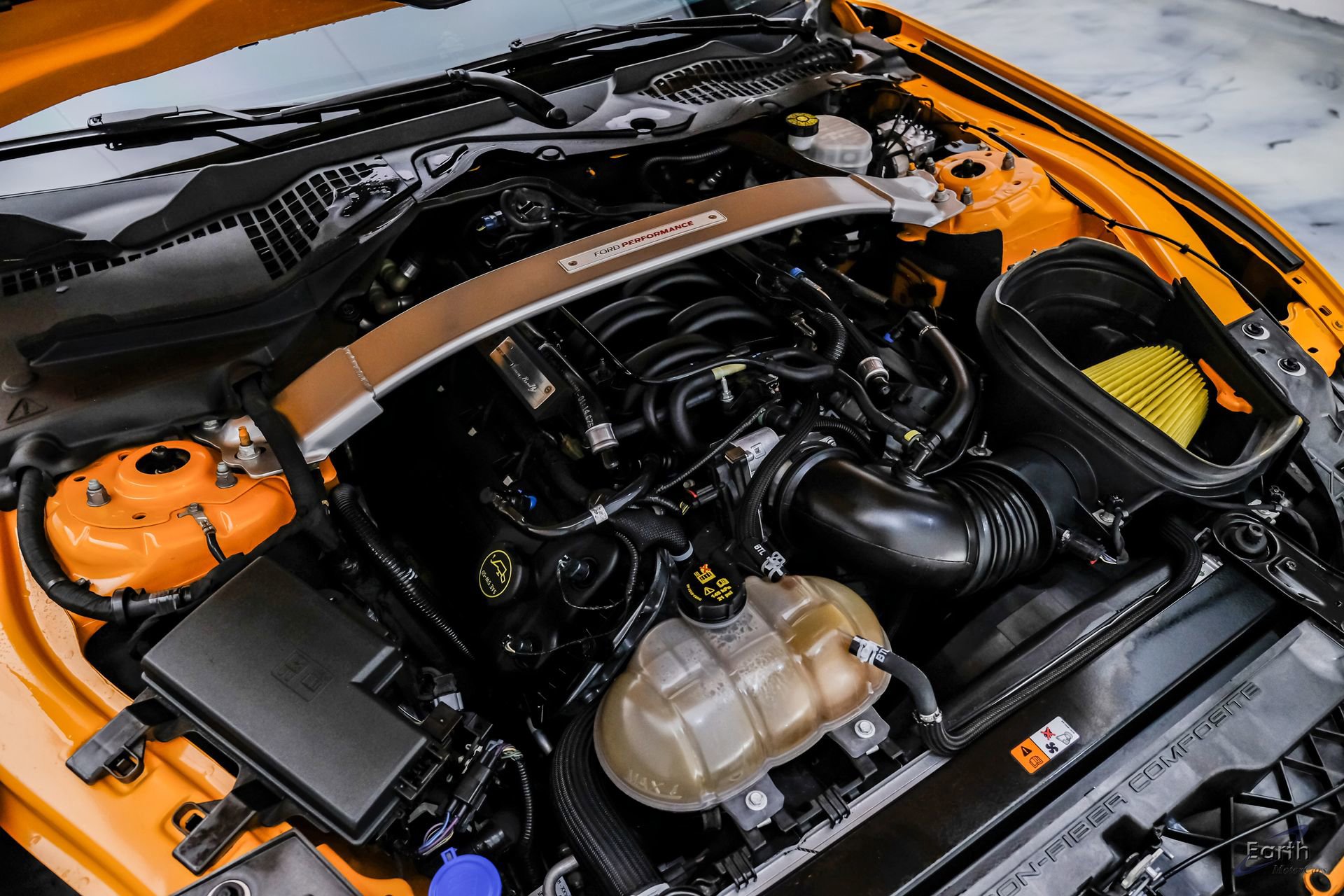 Used 2019 Ford Mustang Shelby GT350 w/ Technology Package RWD image 84