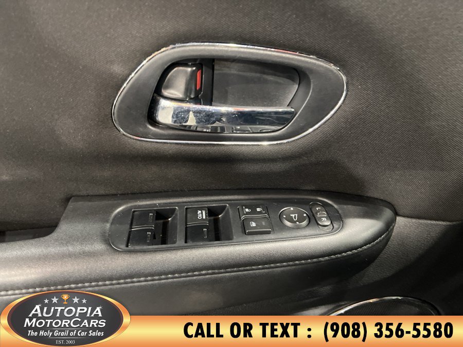 Used 2017 Honda HR-V EX image 12