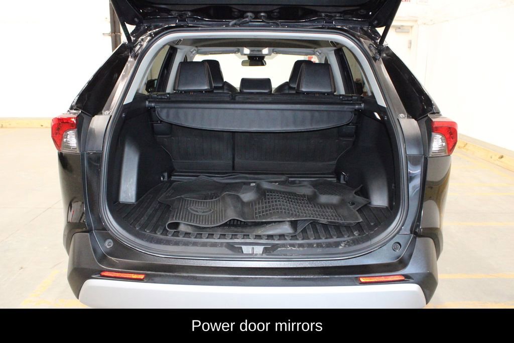 Used 2022 Toyota RAV4 Adventure image 13