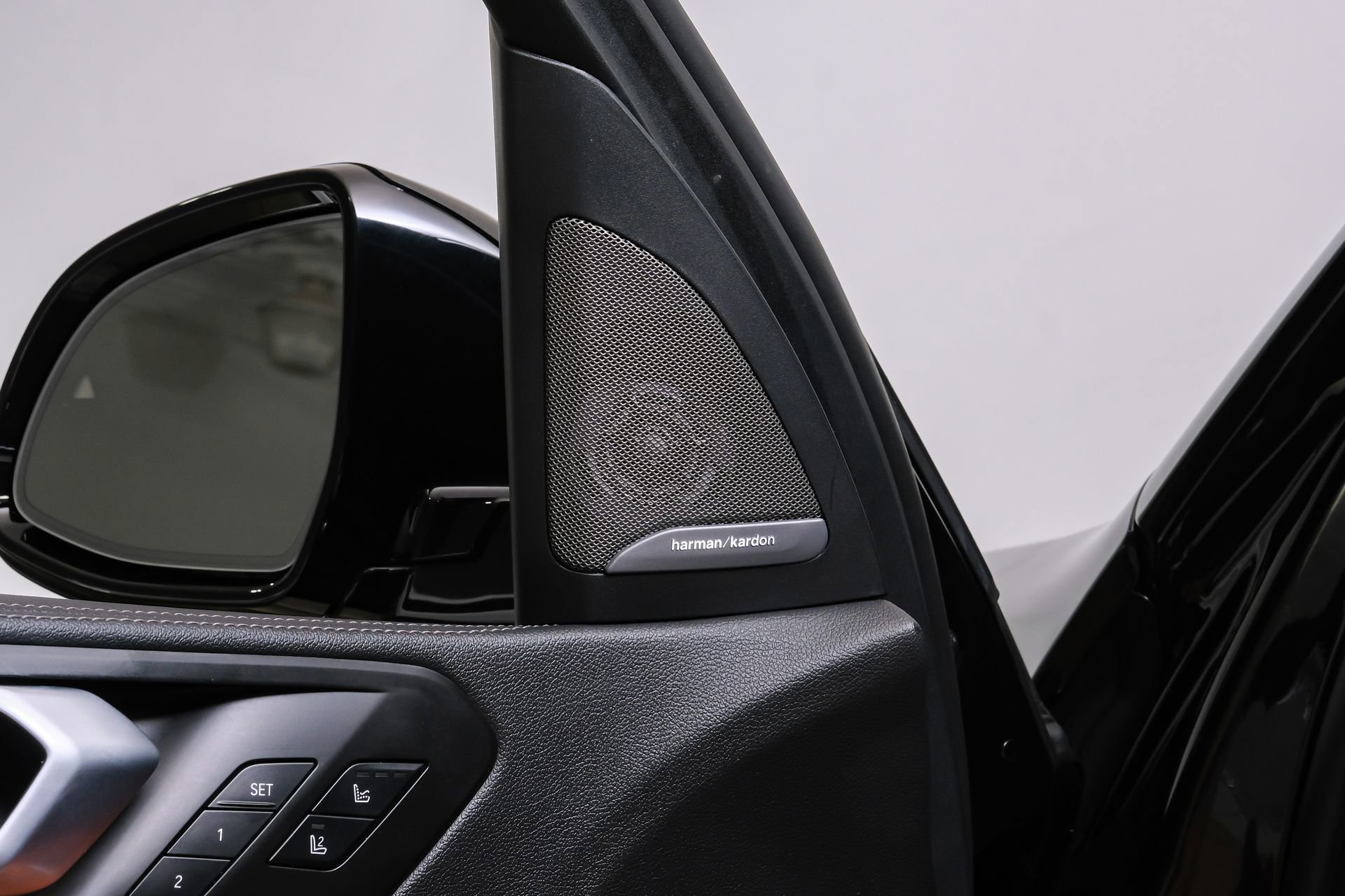 Used 2023 BMW X5 sDrive40i w/ Executive Package image 49