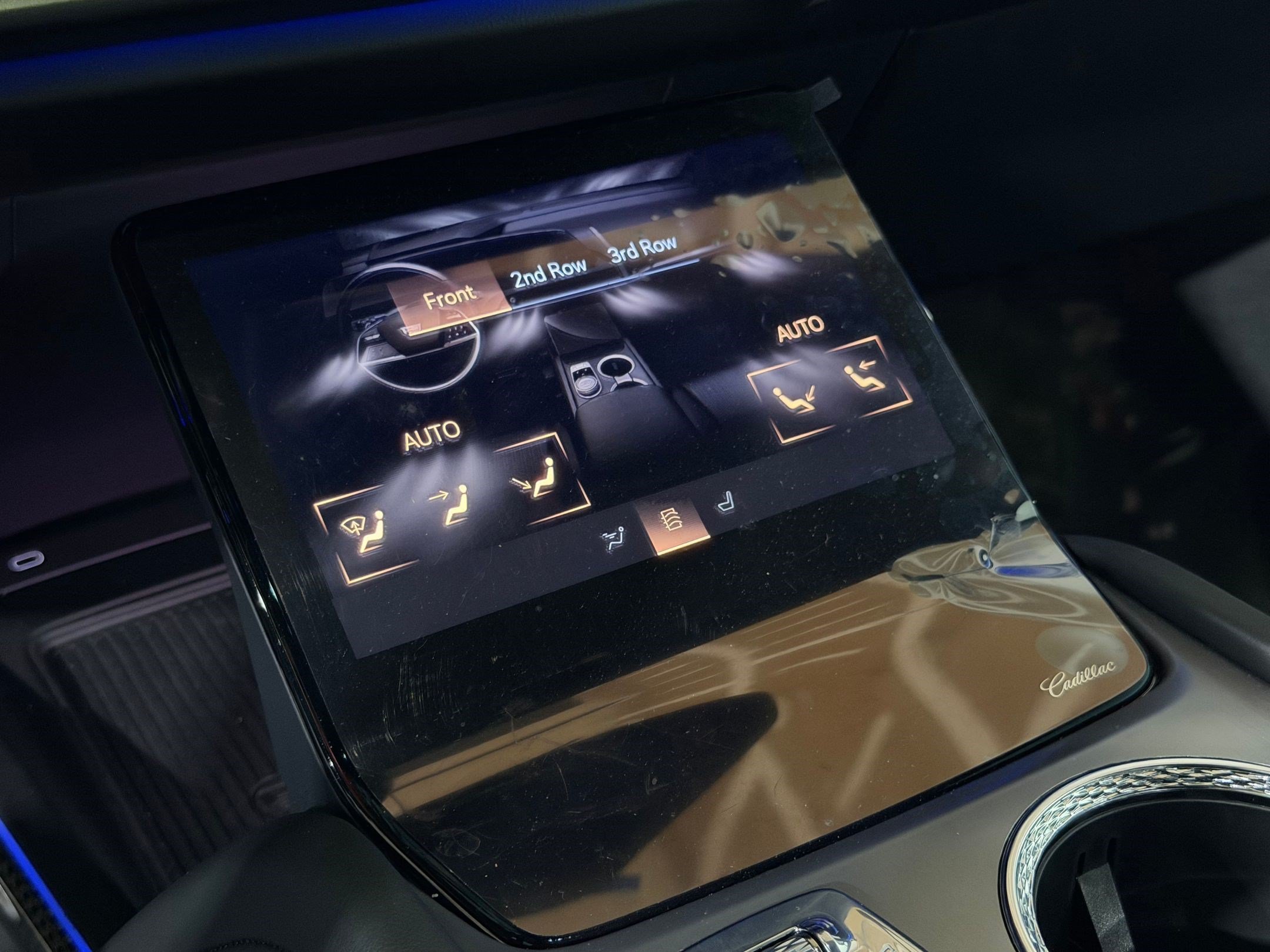 New 2026 Cadillac Vistiq Luxury AWD/4WD image 34