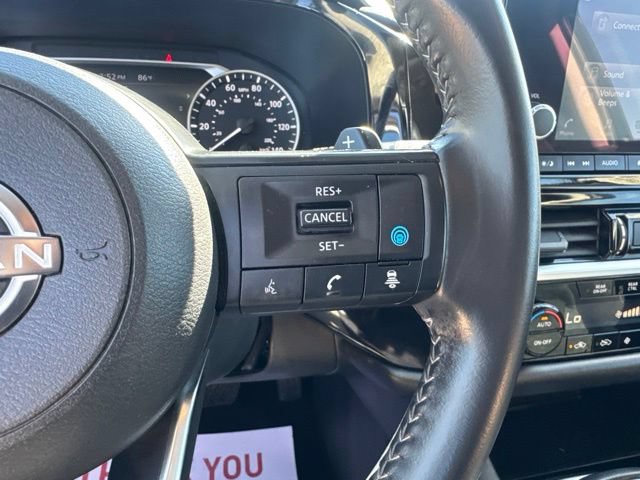 Used 2025 Nissan Pathfinder SV AWD/4WD image 19