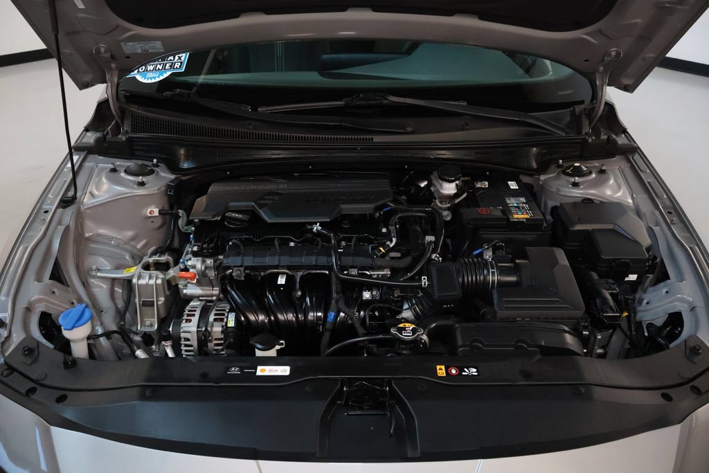 Used 2024 Hyundai Elantra SEL FWD image 30