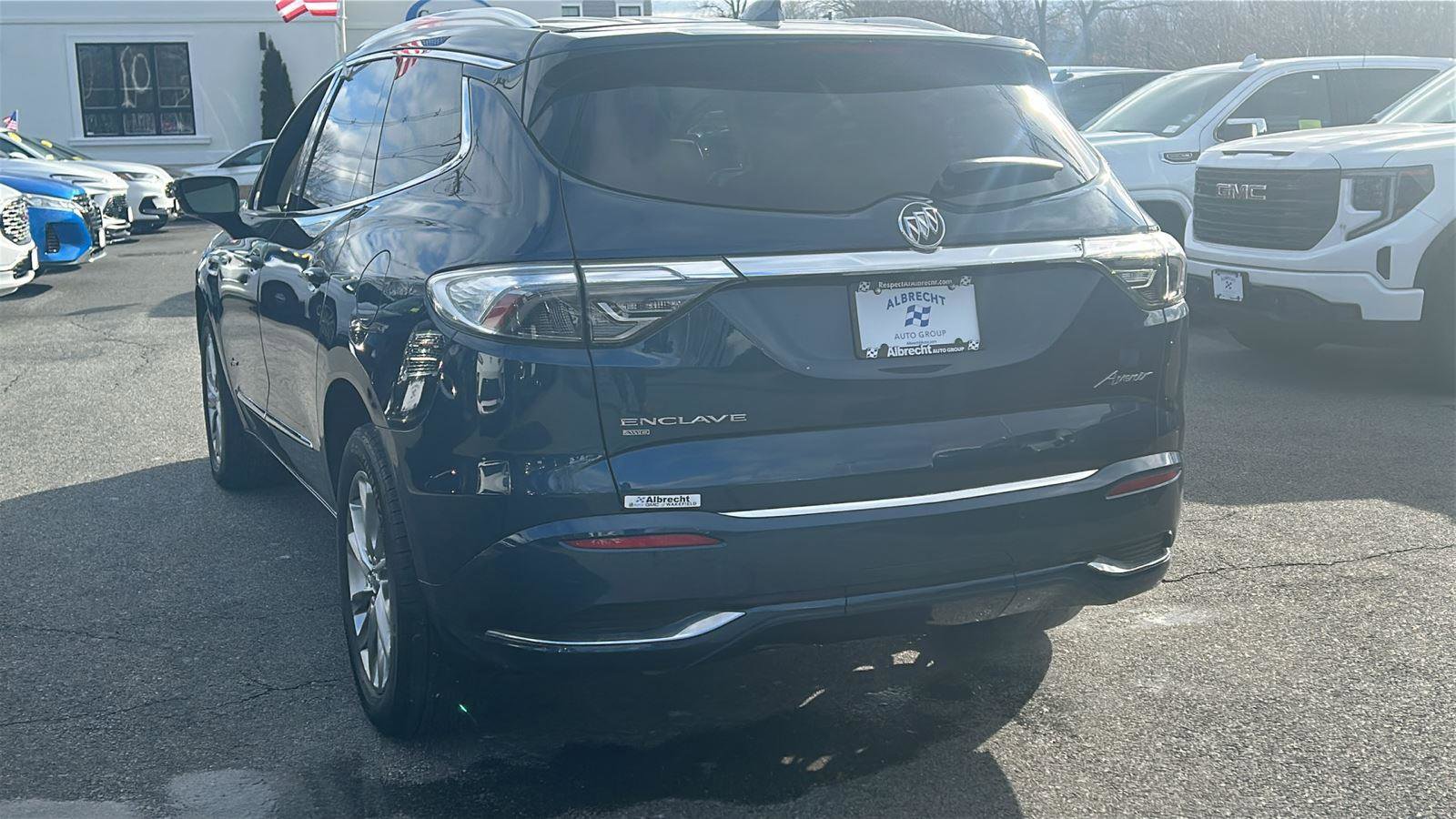 Certified 2023 Buick Enclave Avenir w/ Avenir Technology Package image 4