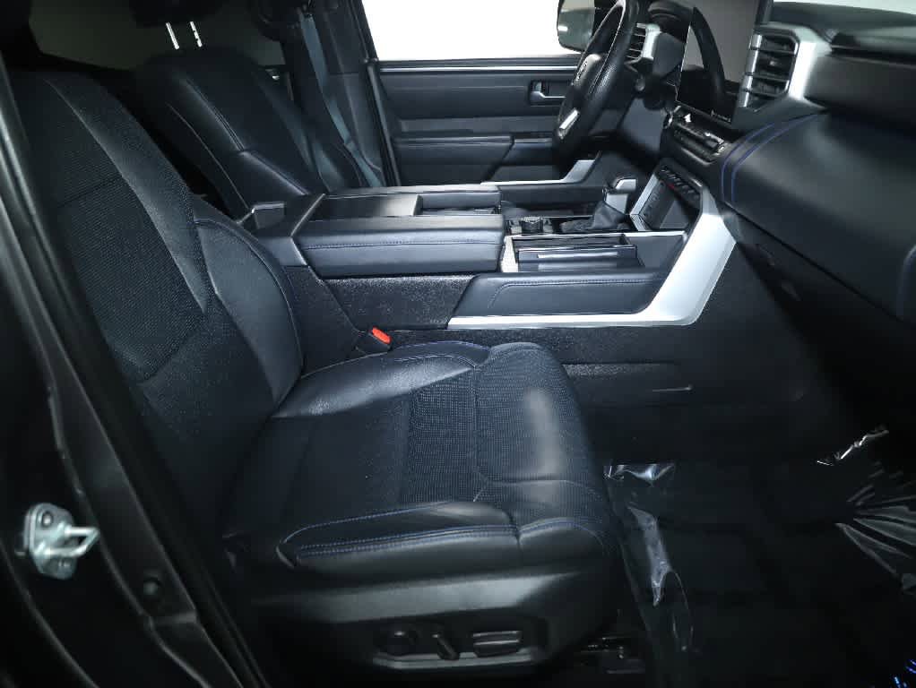 Used 2024 Toyota Tundra Platinum AWD/4WD image 36