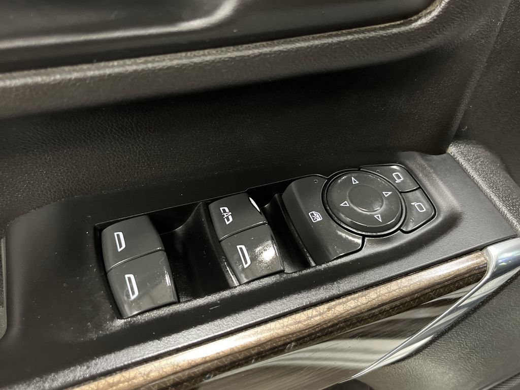 Used 2022 Chevrolet Silverado 3500 LT image 29