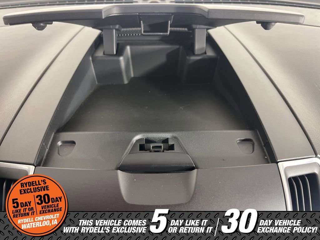 Used 2017 Ford Edge Titanium w/ Equipment Group 301A image 38