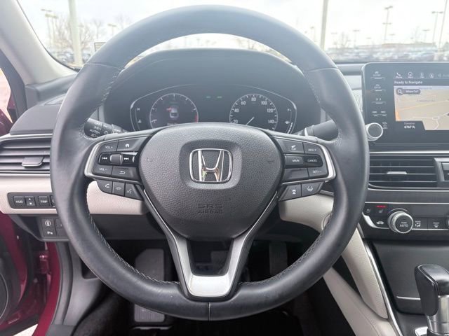 Used 2018 Honda Accord Touring image 10
