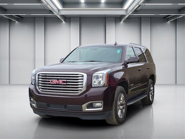 Used 2017 GMC Yukon SLT w/ Premium Edition image 3
