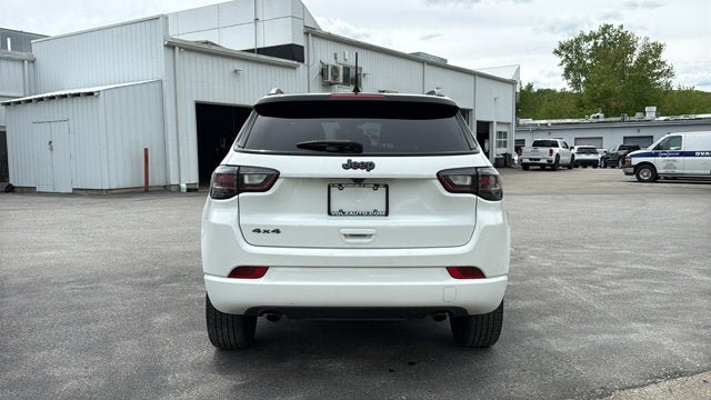 Certified 2023 Jeep Compass High Altitude AWD/4WD image 7