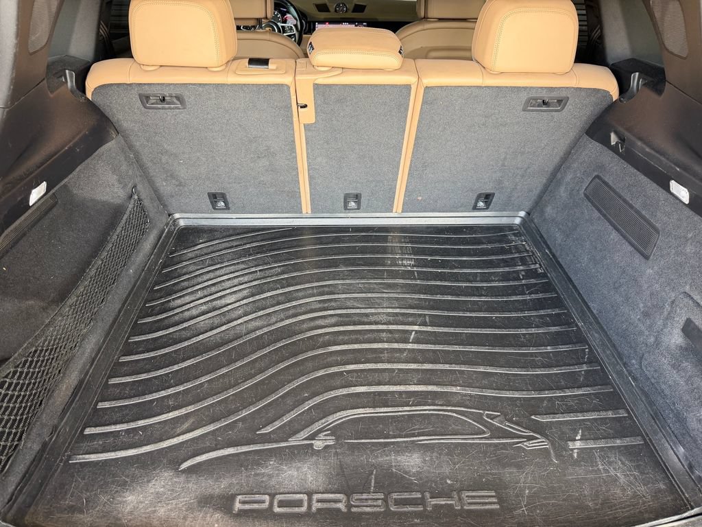 Certified 2020 Porsche Cayenne AWD/4WD image 35
