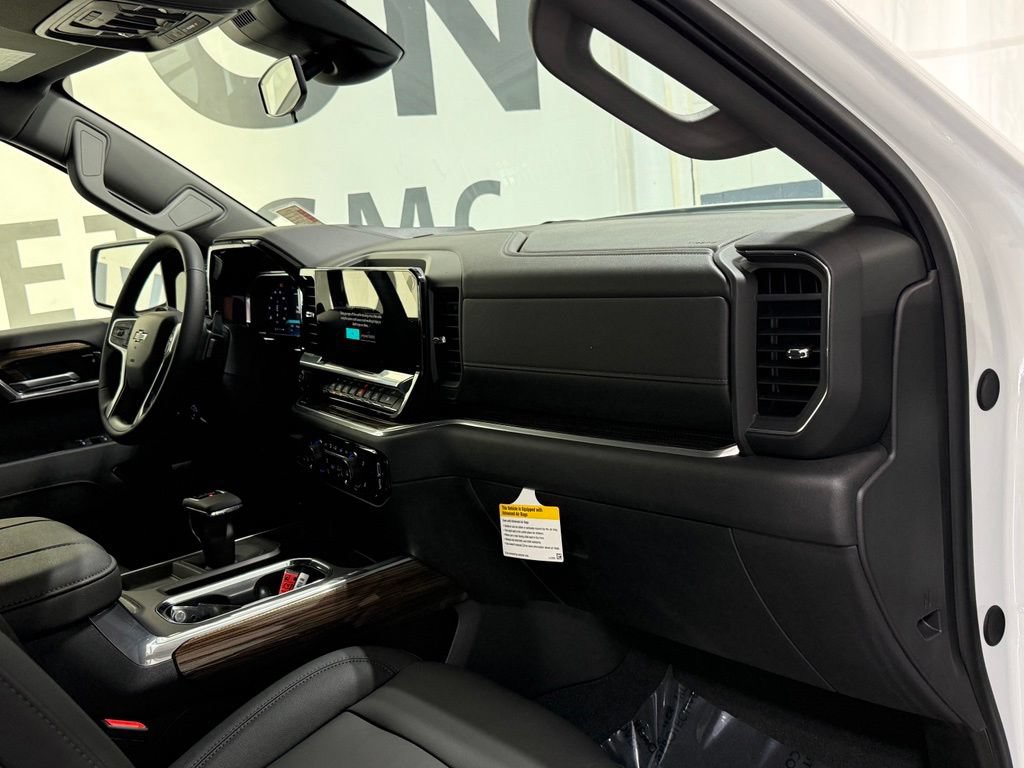 New 2026 Chevrolet Silverado 1500 RST w/ Z71 Off-Road Package AWD/4WD image 15