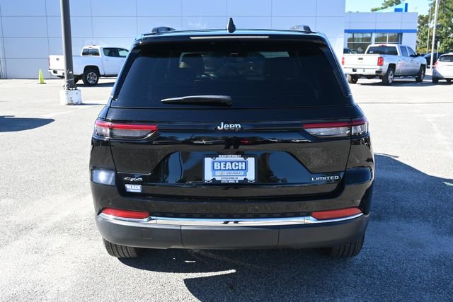 Used 2023 Jeep Grand Cherokee Limited image 4