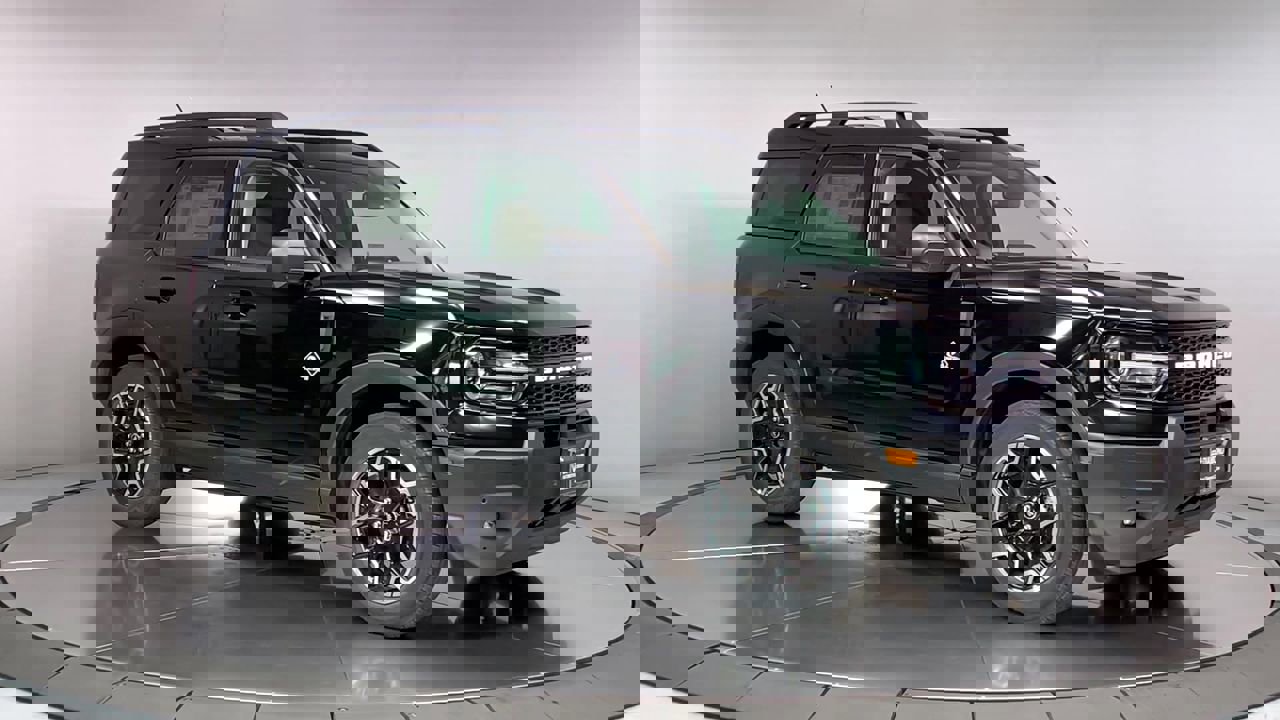 New 2025 Ford Bronco Sport Outer Banks w/ Outer Banks Tech Package+ image 2