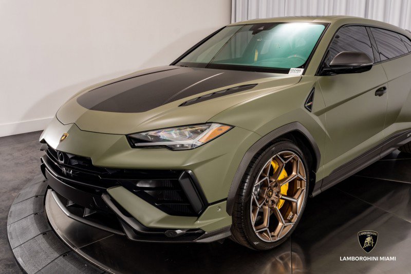 Used 2024 Lamborghini Urus Performante image 16