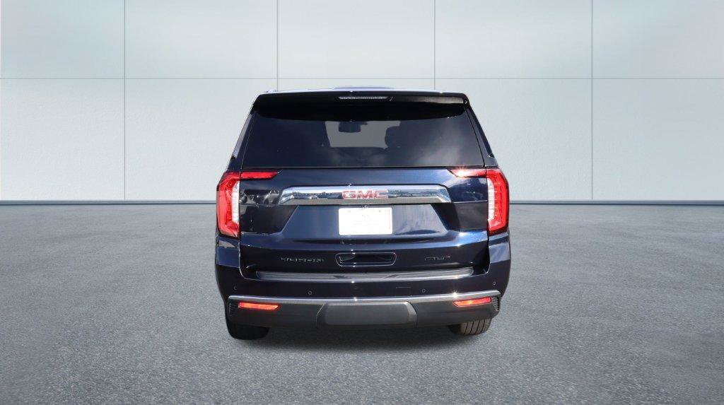 Used 2023 GMC Yukon SLT w/ SLT Premium Package AWD/4WD image 4