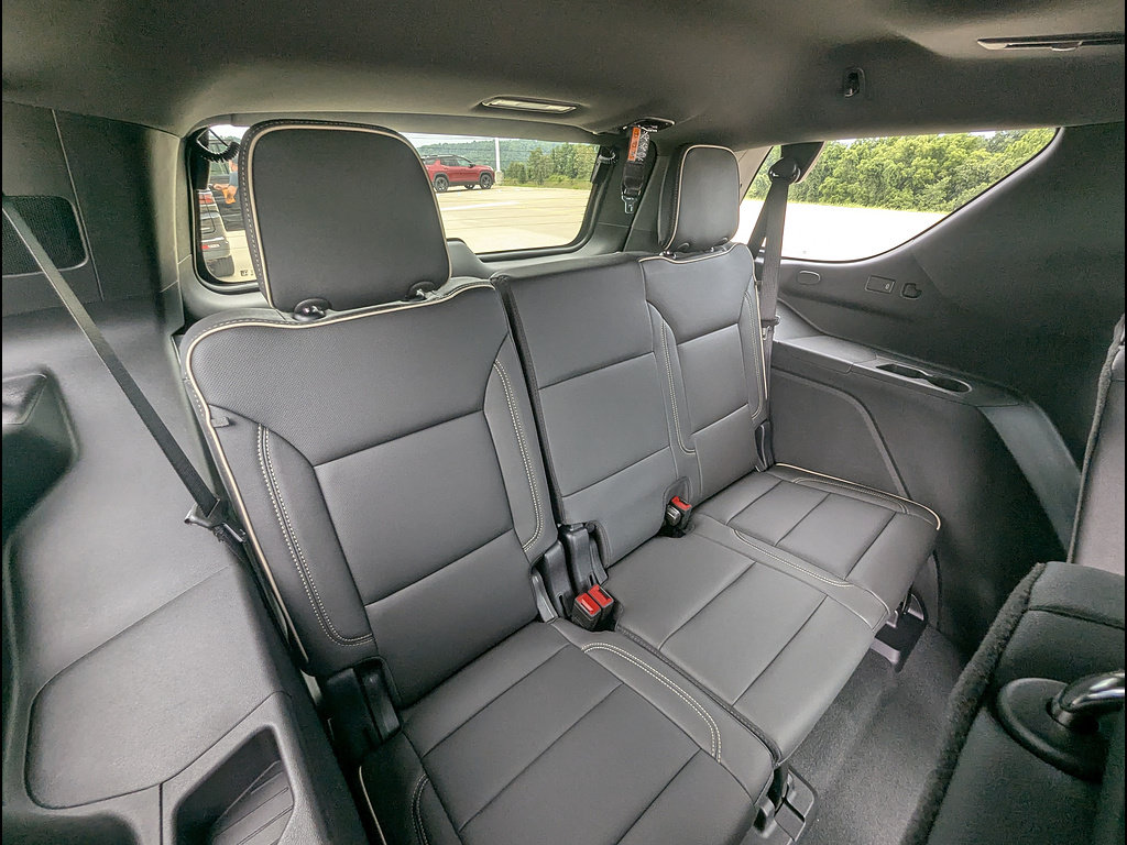 New 2026 Chevrolet Tahoe Premier AWD/4WD image 17