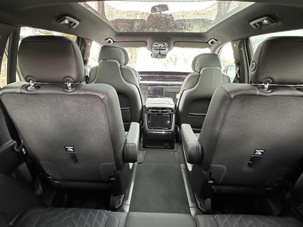 New 2025 Cadillac Escalade IQ Sport 1 w/ LPO, ONYX Package image 30