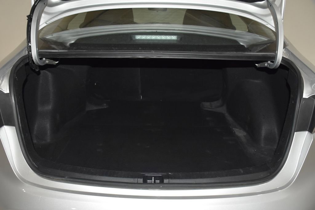 Used 2024 Toyota Corolla LE image 27