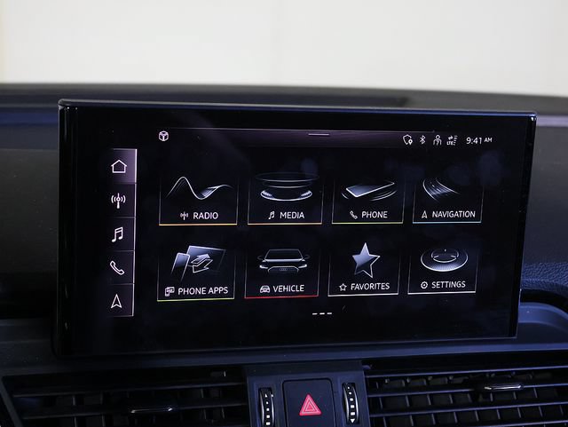 Used 2023 Audi Q5 2.0T Premium Plus w/ Premium Plus Package AWD/4WD image 19