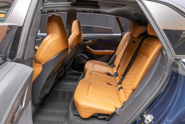 Used 2025 Audi RS Q8 performance image 11