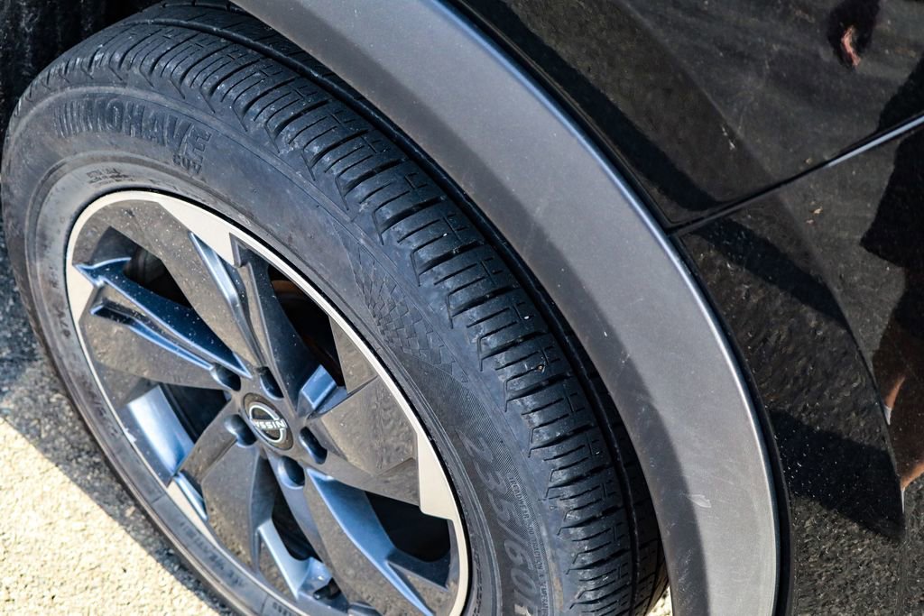 Used 2024 Nissan Rogue SV image 41