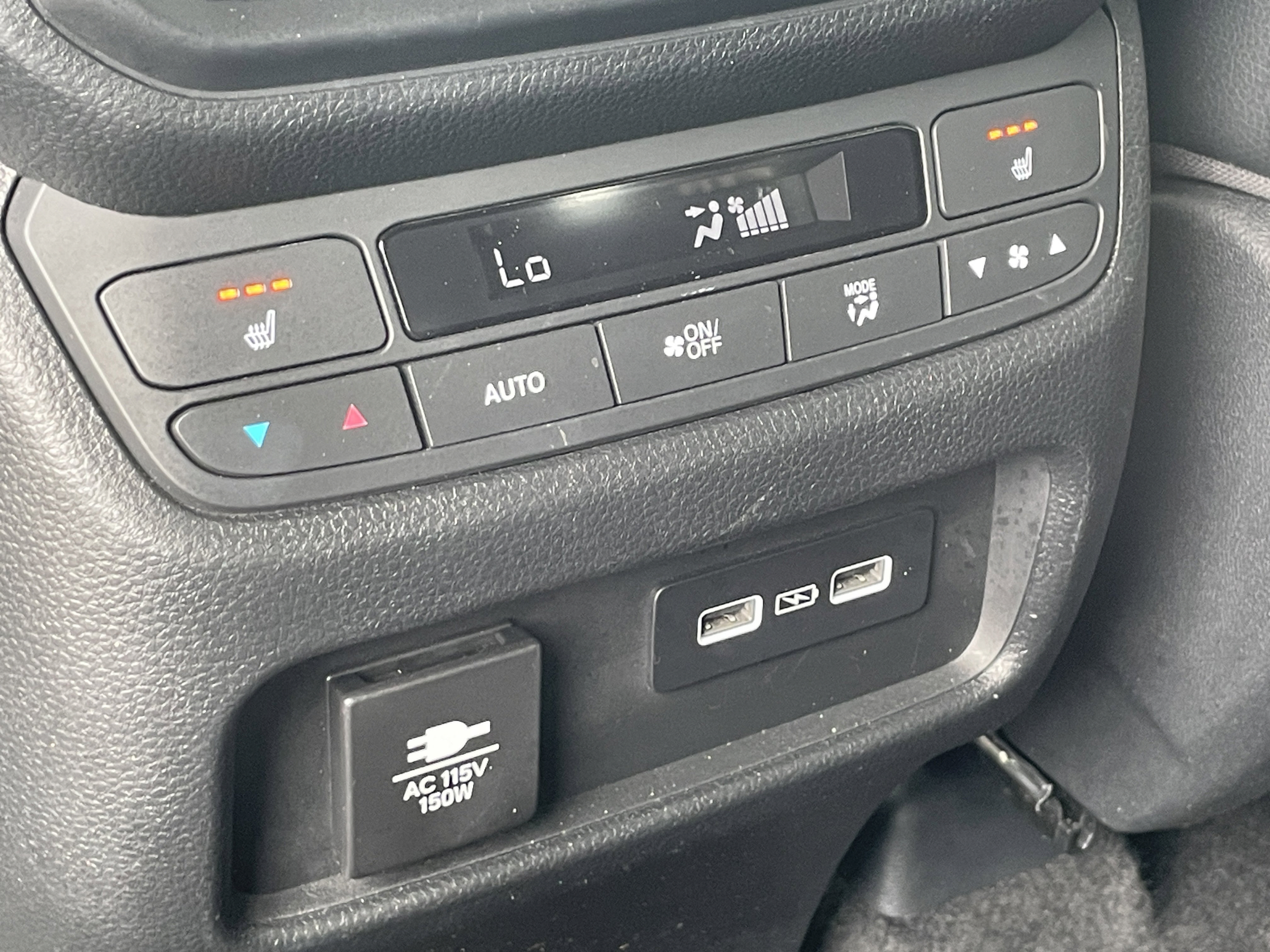 Used 2023 Honda Pilot Elite image 23