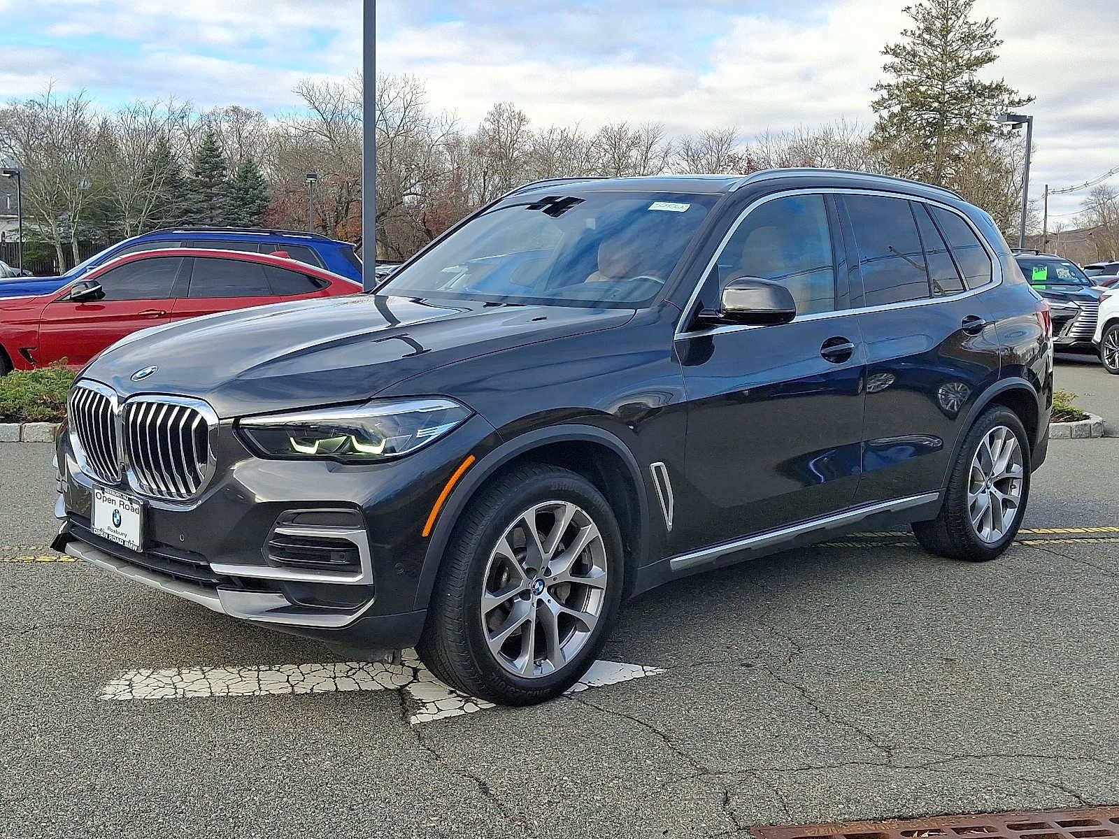 Used 2023 BMW X5 xDrive40i w/ Premium Package image 3