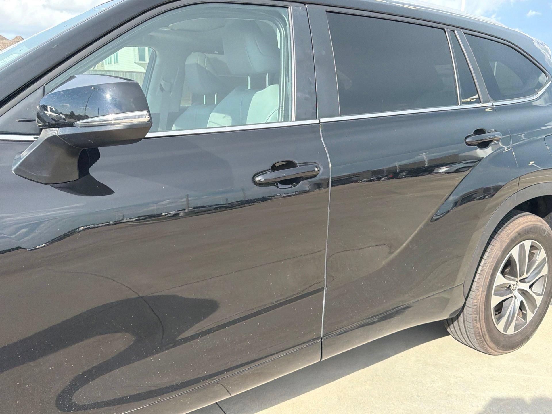 Used 2026 Toyota Highlander XLE AWD/4WD image 6