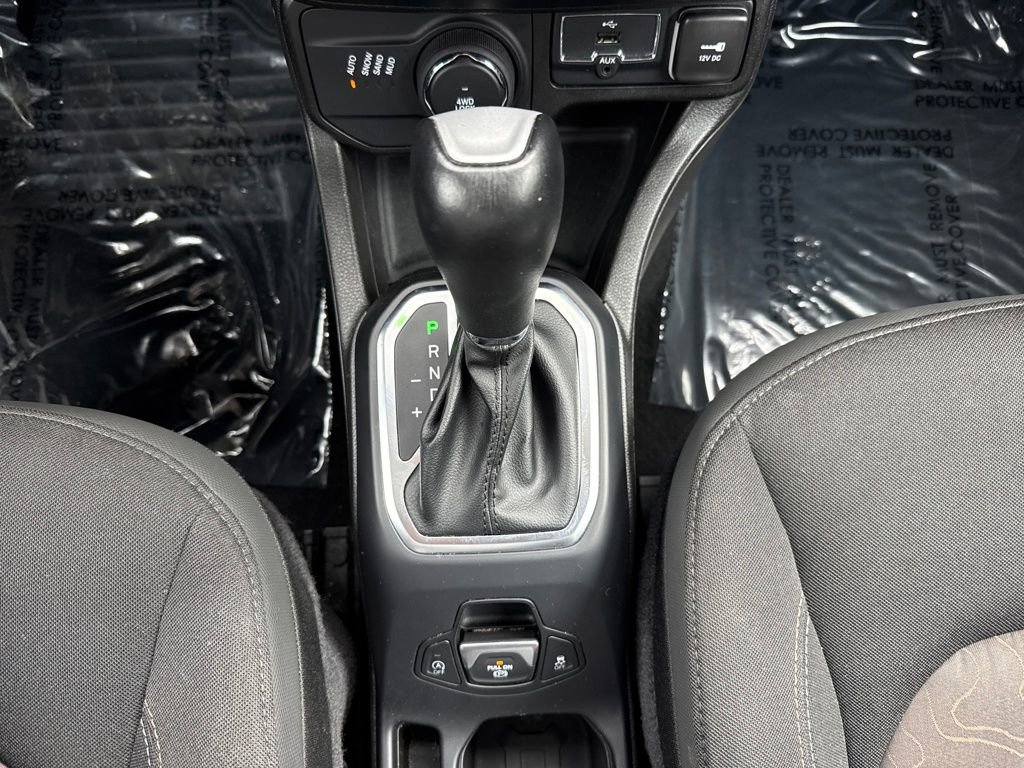 Used 2023 Jeep Renegade Latitude image 27