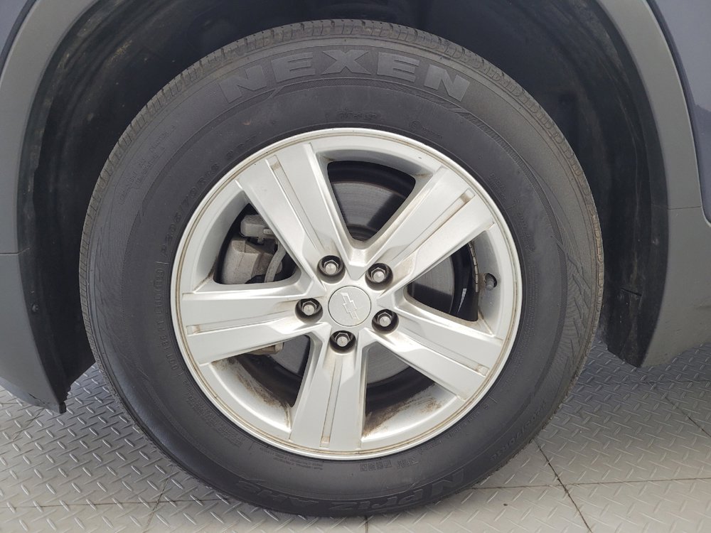 Used 2018 Chevrolet Trax LT w/ LT Convenience Package FWD image 31