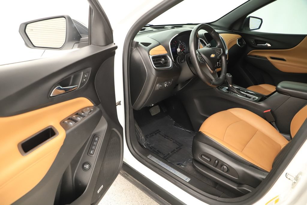 Used 2020 Chevrolet Equinox Premier FWD image 13