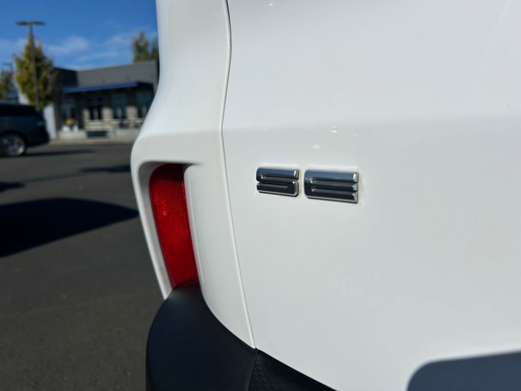 Used 2020 Ford Escape SE Sport image 32