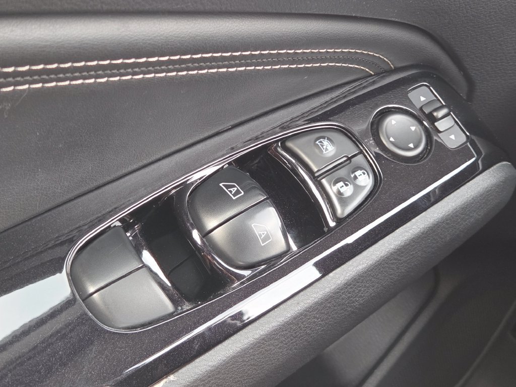 Used 2020 Nissan Altima 2.5 SL AWD/4WD image 12