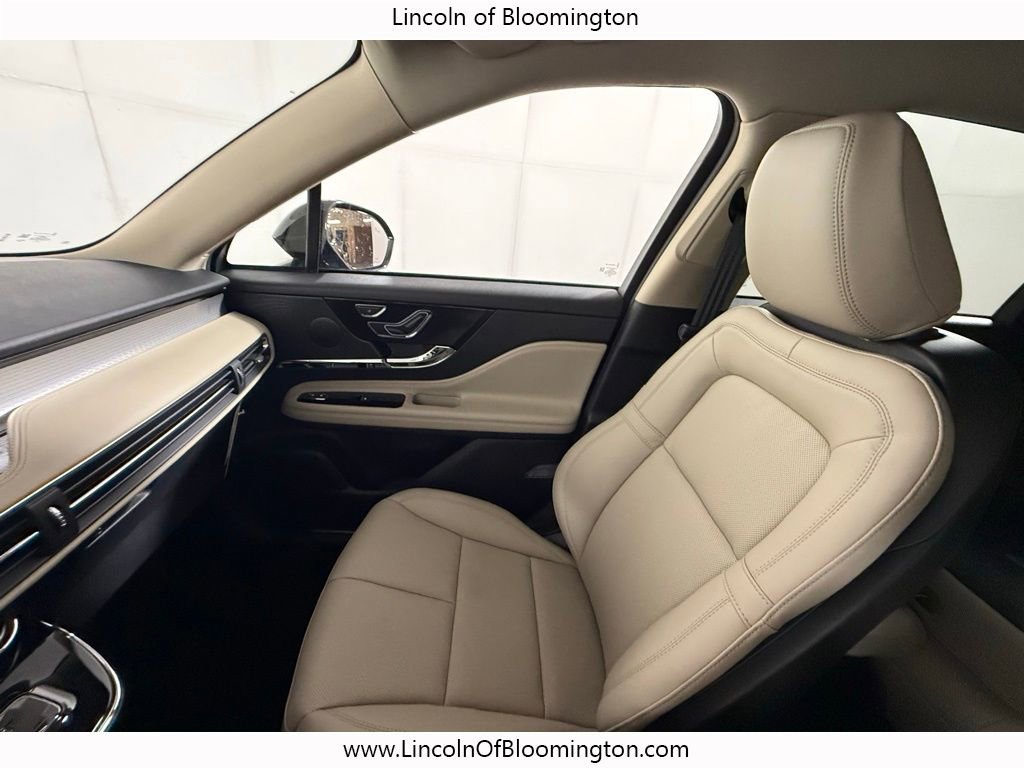 New 2026 Lincoln Corsair Premiere image 54