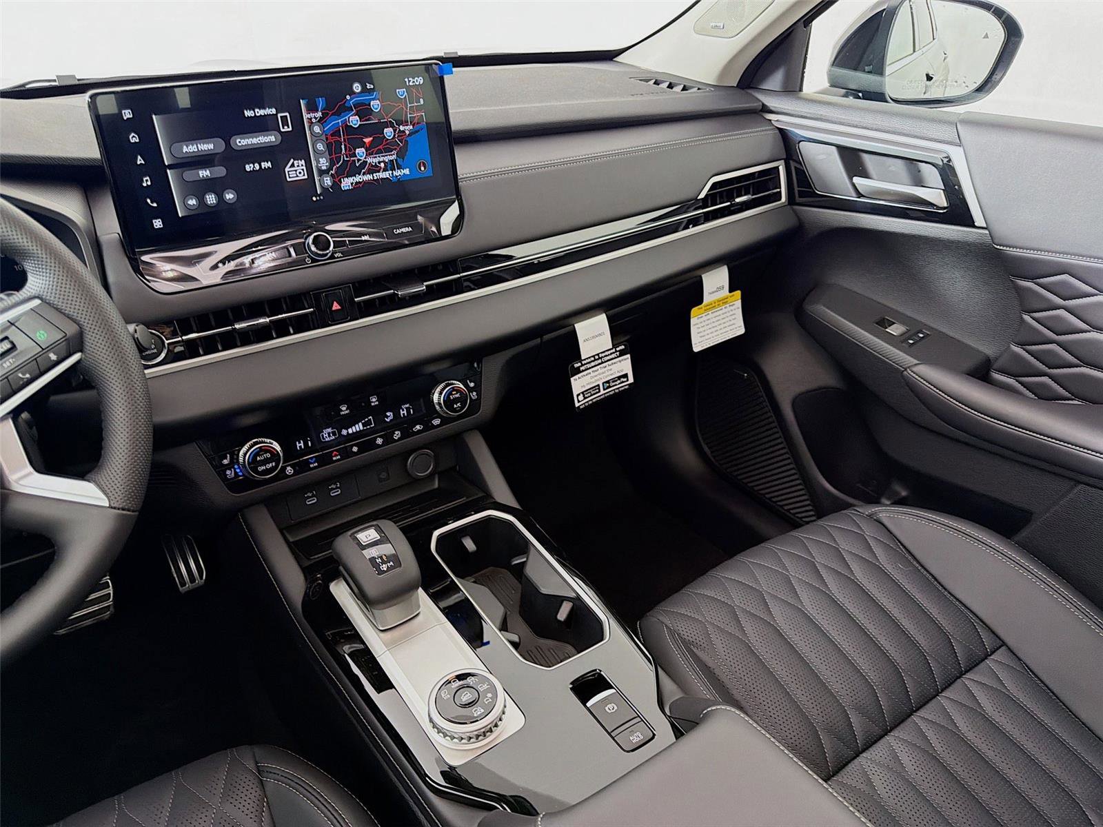 New 2026 Mitsubishi Outlander AWD image 26