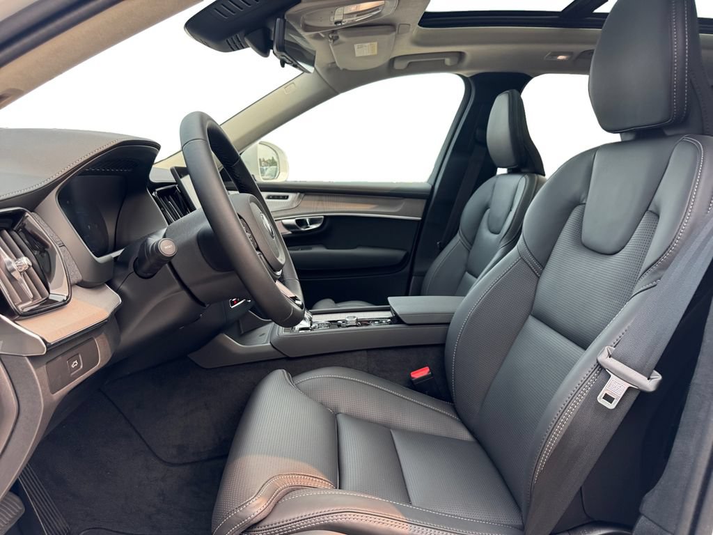 New 2026 Volvo XC90 B6 Ultra w/ Lounge Package AWD/4WD image 12