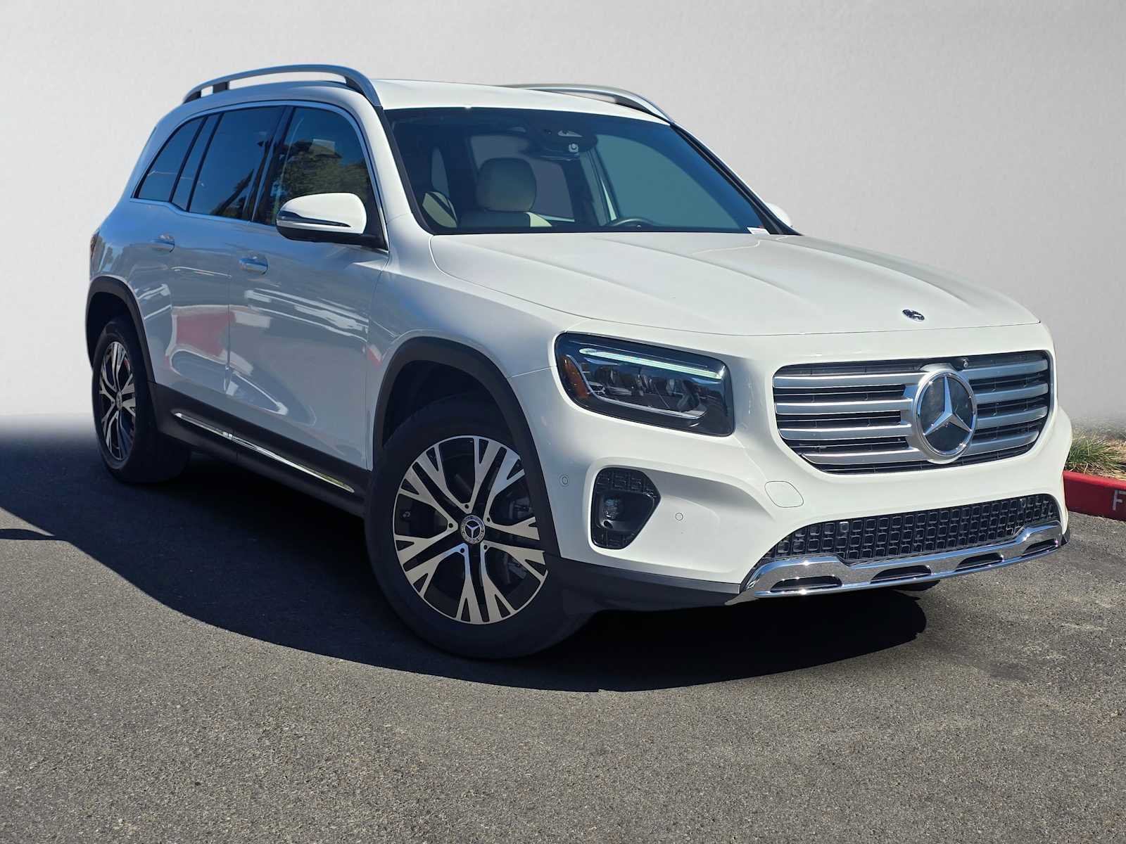 Used 2025 Mercedes-Benz GLB 250