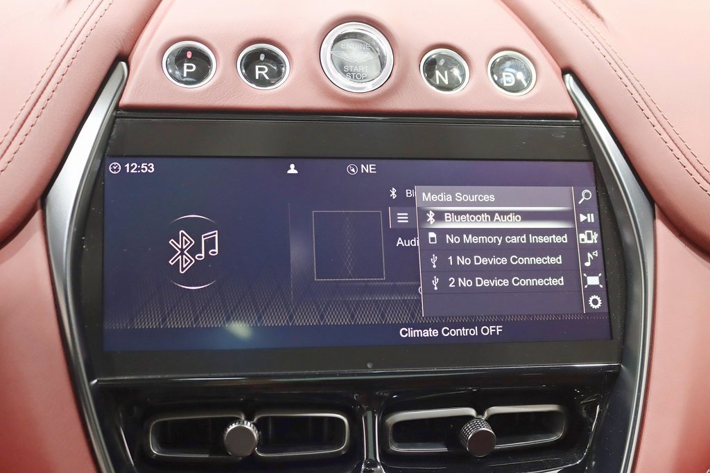 Used 2021 Aston Martin DBX image 25