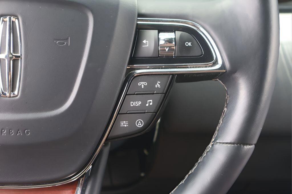 Used 2024 Lincoln Navigator Premiere AWD/4WD image 22