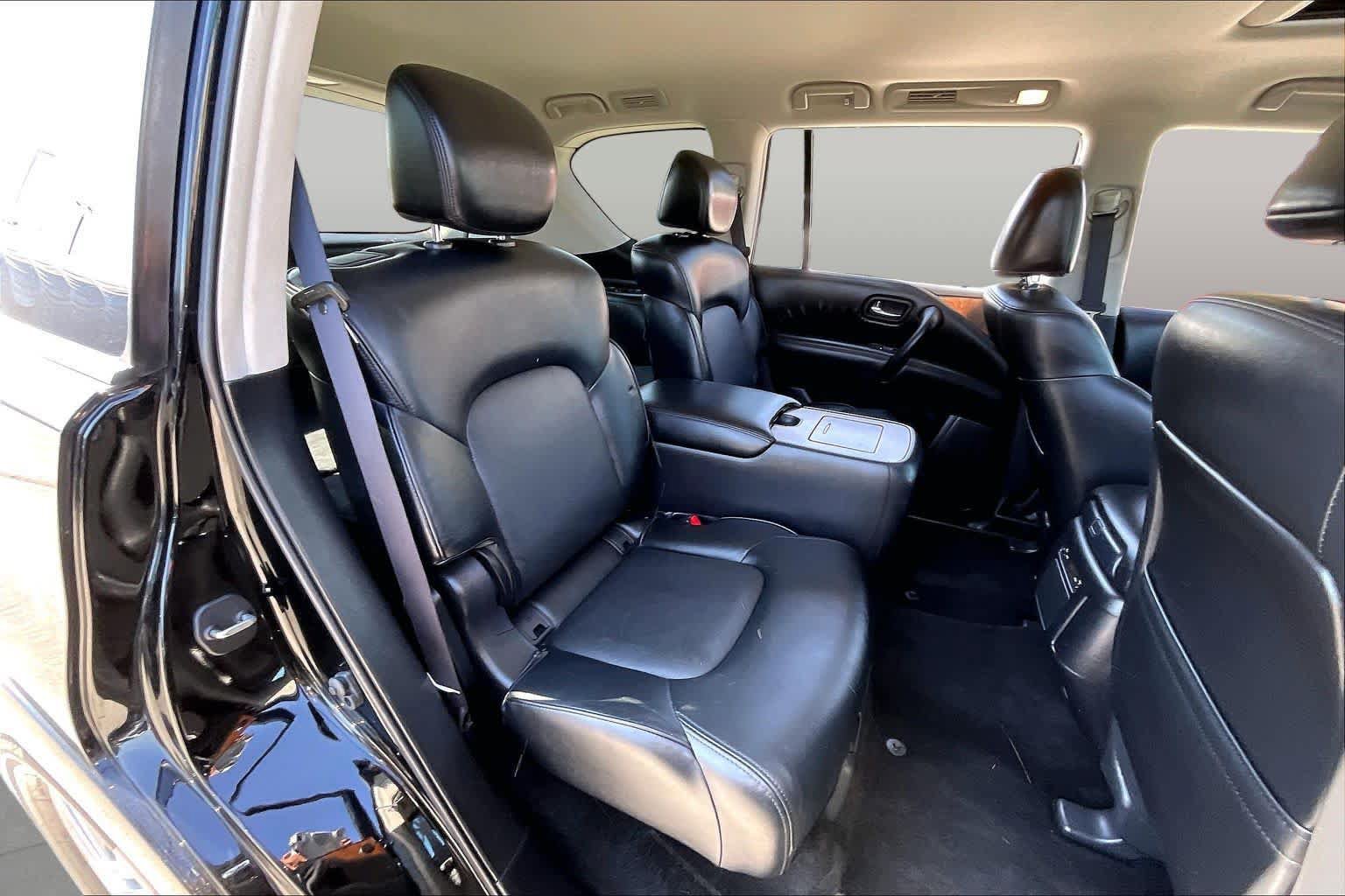 Used 2024 Nissan Armada SL w/ Captain's Chairs Package RWD image 20