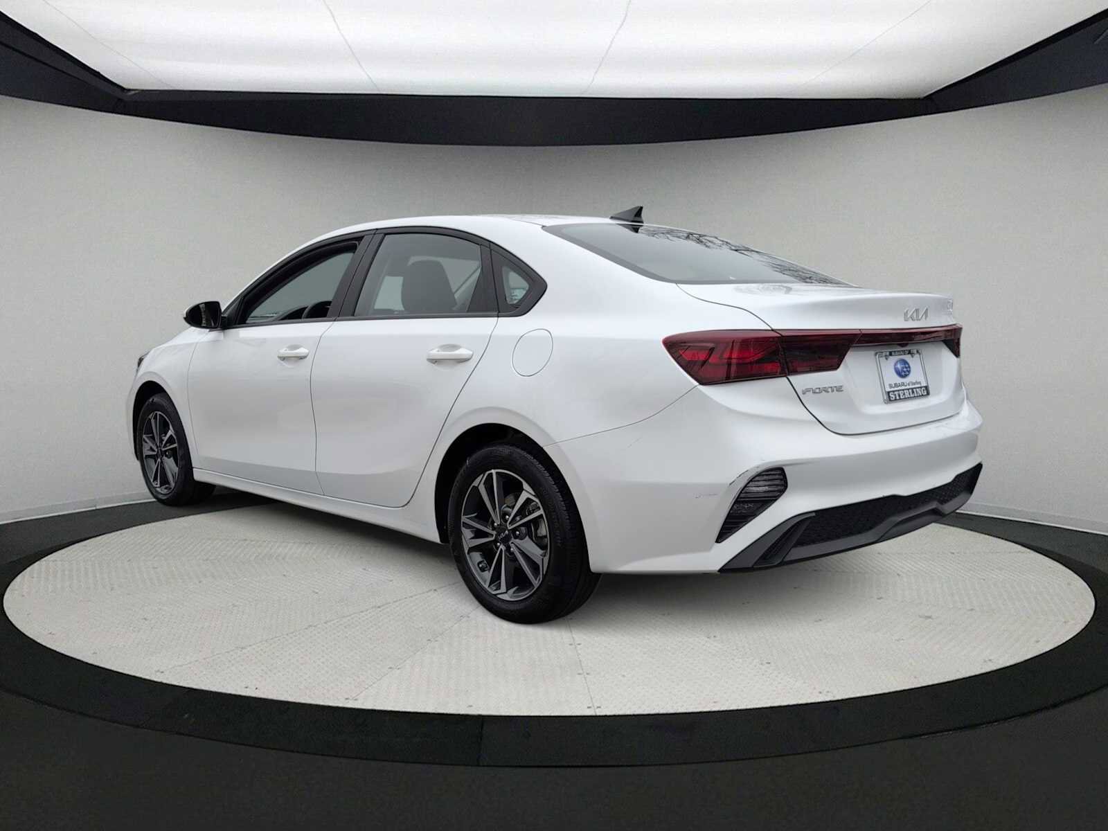 Used 2024 Kia Forte LXS image 6