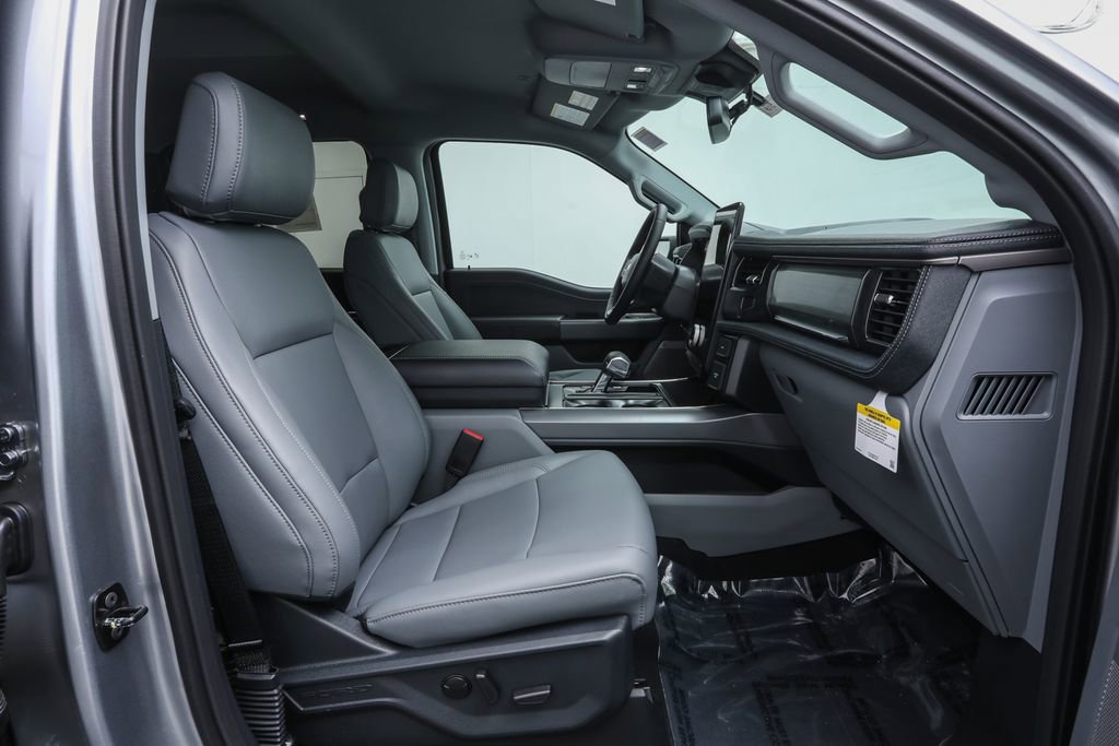 New 2025 Ford F150 Lightning Flash AWD/4WD image 25
