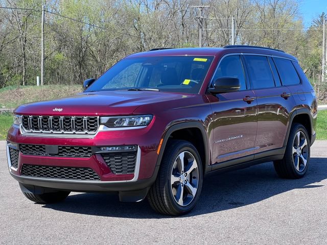 New 2026 Jeep Grand Cherokee L Limited w/ Trailer Tow Package AWD/4WD image 44