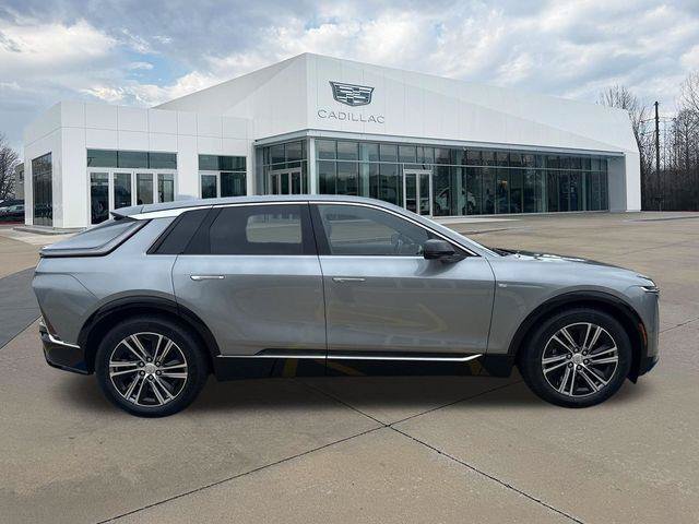 New 2026 Cadillac Lyriq Premium Luxury w/ LPO, Floor Liner Package RWD image 2