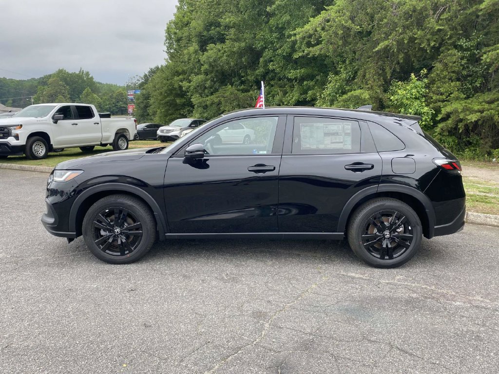 New 2026 Honda HR-V Sport image 2