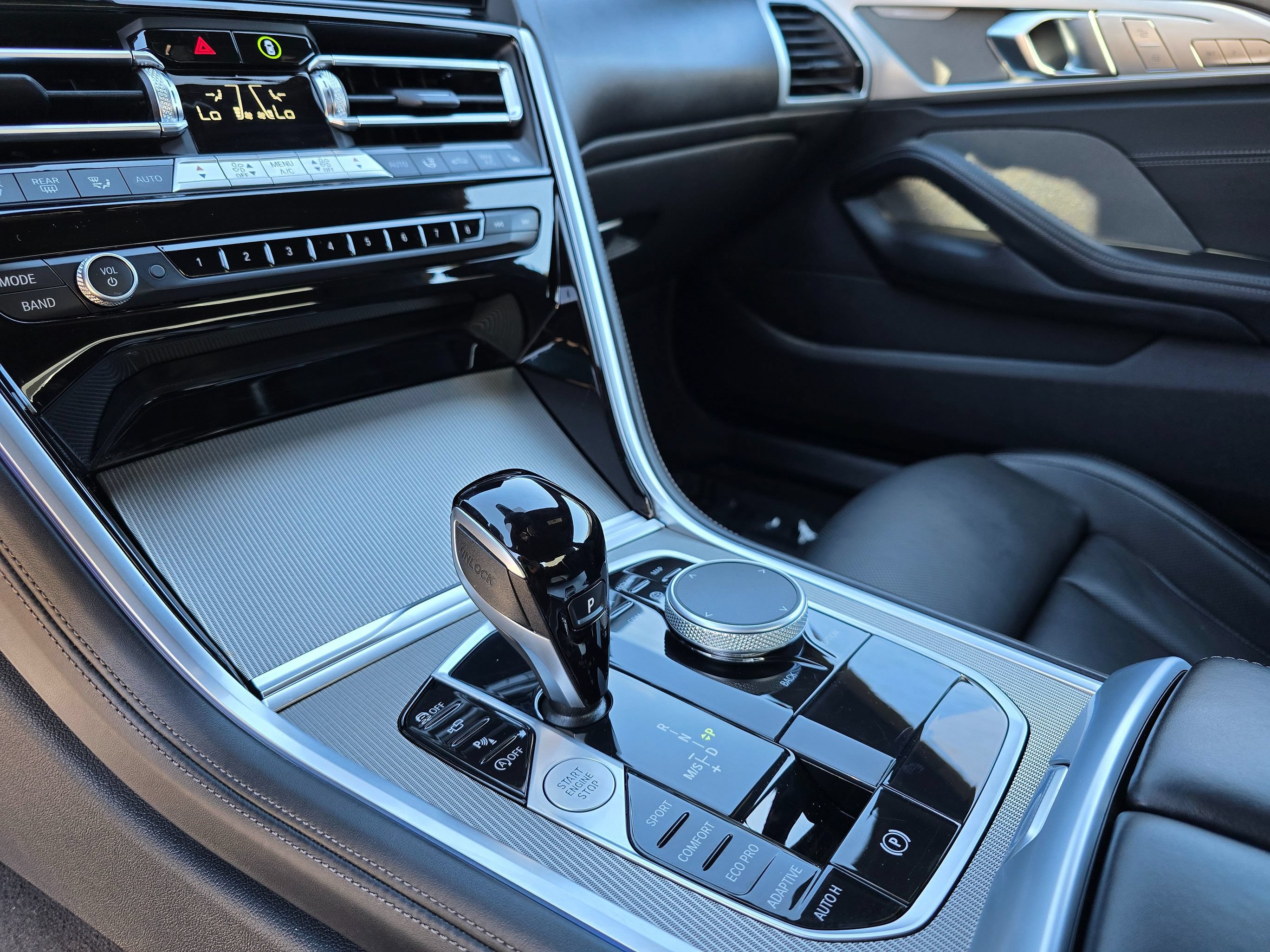 Used 2025 BMW 840i xDrive Coupe AWD/4WD image 31