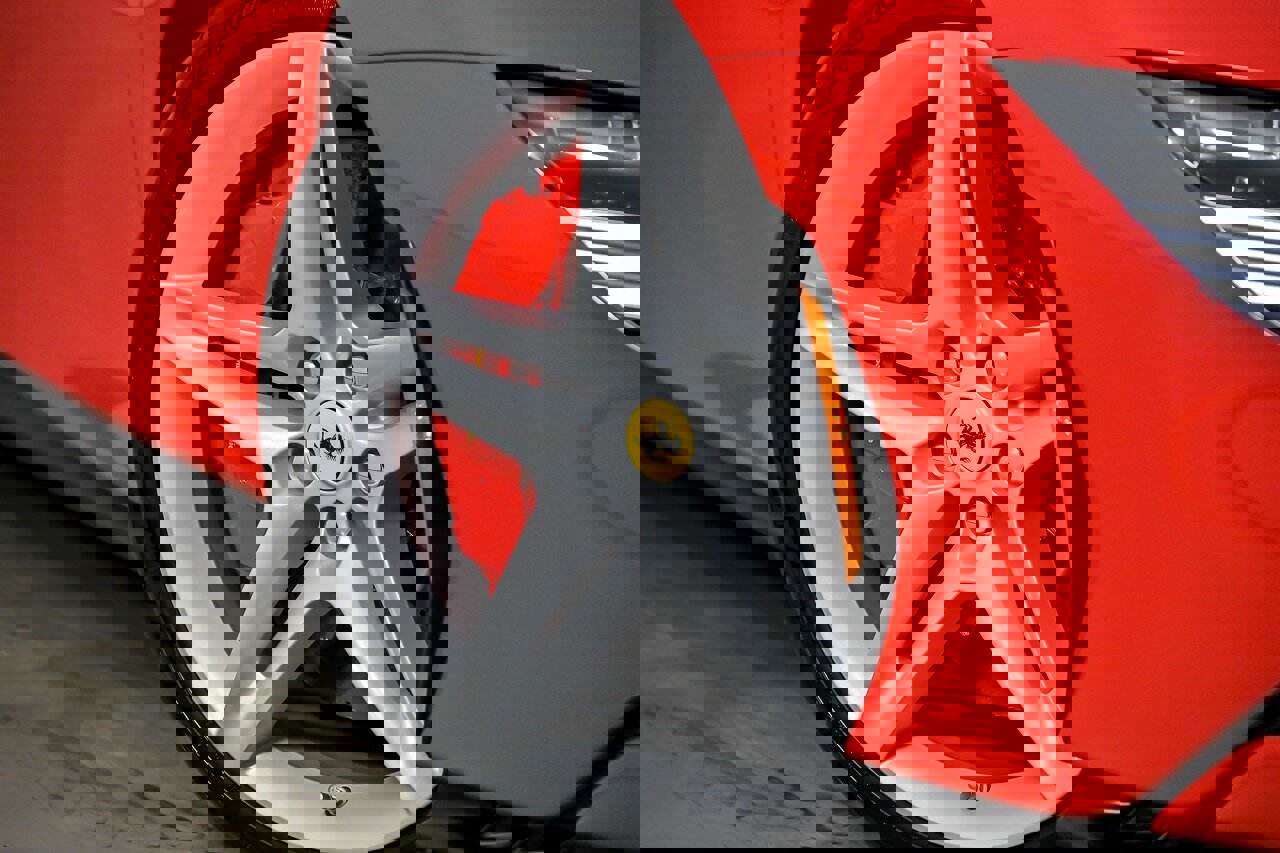 Used 2021 Ferrari SF90 Stradale image 4